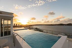 Serenity Penthouse - The Pinnacle of Luxury