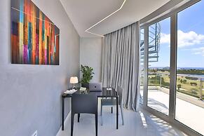 Serenity Penthouse - The Pinnacle of Luxury