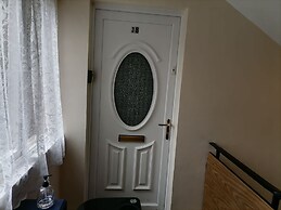 Inviting, Light and Airy 3-bed Apartment in Wick