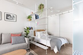 Cozy Sanctuary with a Modern Twist by Sea N Rent