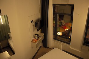 Genoa Port Hotel