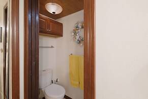 Outstanding Oceanfront Studio - Kona Islander Inn Condos Condo by RedA