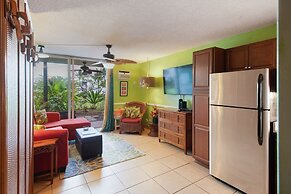 Outstanding Oceanfront Studio - Kona Islander Inn Condos Condo by RedA