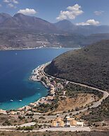 Trapela Limeni Luxury Suites