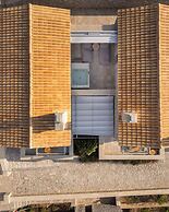 Trapela Limeni Luxury Suites