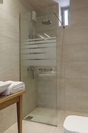 Trapela Limeni Luxury Suites