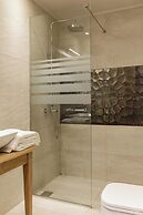 Trapela Limeni Luxury Suites