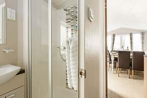 Summer by the Harbour