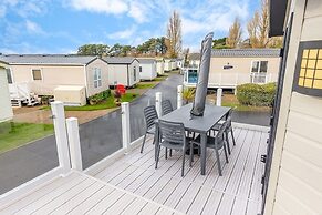 Summer by the Harbour