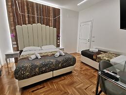 Navona Central Relais