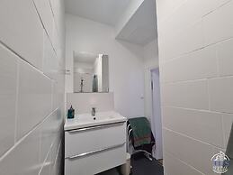 Le Phare Dieppois by JPS Holiday - Chaleureux Appartement au Cœur de D