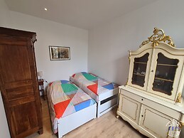 Le Phare Dieppois by JPS Holiday - Chaleureux Appartement au Cœur de D