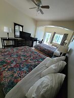 Casa Bella Hotel and Suites