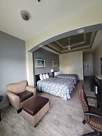 Casa Bella Hotel and Suites