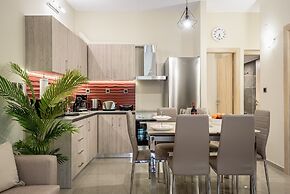 Giannas apartment 'SUPERB SPOT'