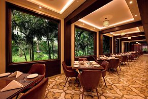 Sea Breeze Sarovar Portico Varca Goa