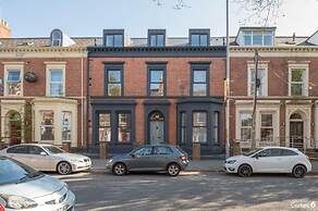 Central Belfast Apartments: University Street