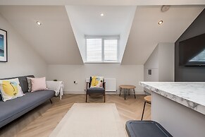 Central Belfast Apartments: University Street