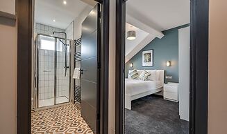 Central Belfast Apartments: University Street