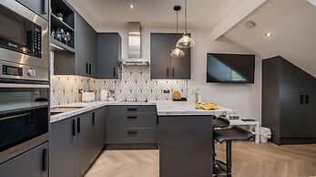 Central Belfast Apartments: University Street