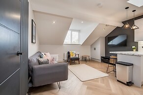 Central Belfast Apartments: University Street