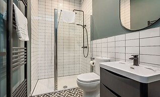 Central Belfast Apartments: University Street