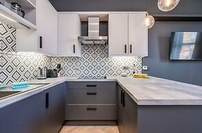 Central Belfast Apartments: University Street