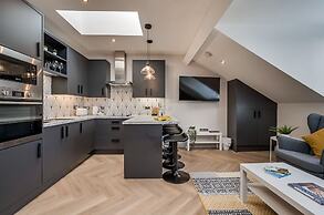 Central Belfast Apartments: University Street