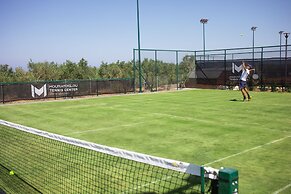 W Costa Navarino- Adults Only