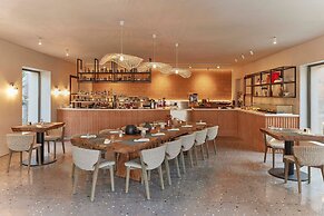 W Costa Navarino- Adults Only