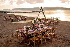 W Costa Navarino- Adults Only