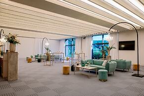 W Costa Navarino- Adults Only