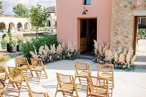 W Costa Navarino- Adults Only