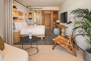 W Costa Navarino- Adults Only