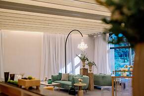 W Costa Navarino- Adults Only