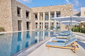 W Costa Navarino- Adults Only