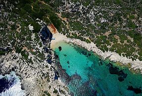 W Costa Navarino- Adults Only