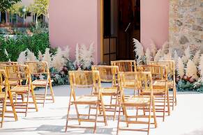 W Costa Navarino- Adults Only