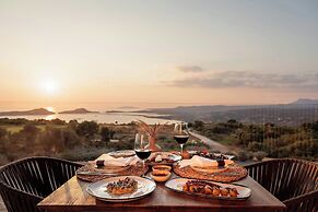 W Costa Navarino- Adults Only