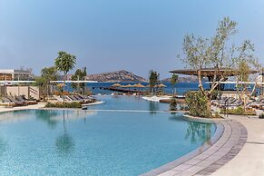 W Costa Navarino- Adults Only