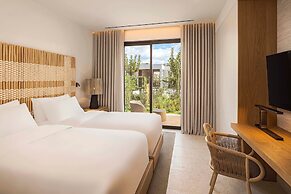 W Costa Navarino- Adults Only