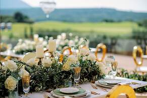 W Costa Navarino- Adults Only