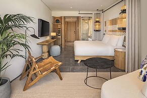 W Costa Navarino- Adults Only