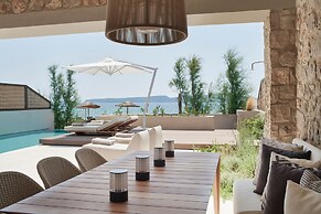 W Costa Navarino- Adults Only