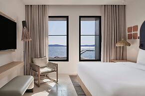 W Costa Navarino- Adults Only