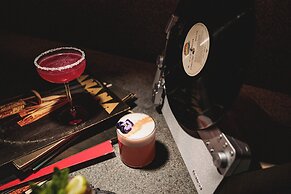 W Costa Navarino- Adults Only