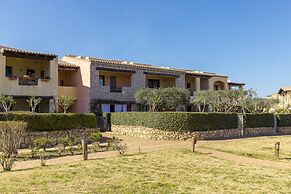 Il Borgo B5 700 Mt From the Beach