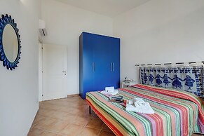 Il Borgo Ben 700mt From The Beach