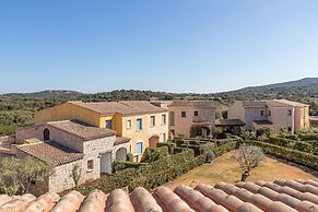 Il Borgo D10 700mt From The Beach