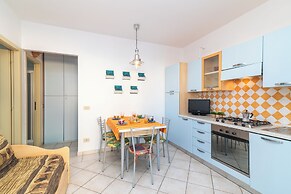 Il Borgo Vip D9 700mt From The Beach